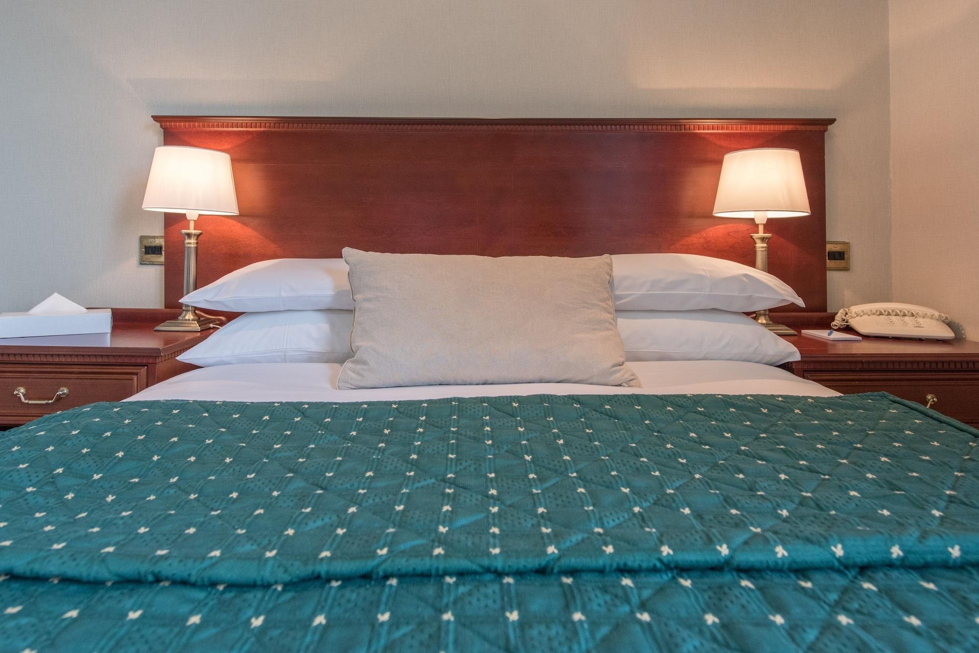 Cairn Hotel Harrogate Extérieur photo